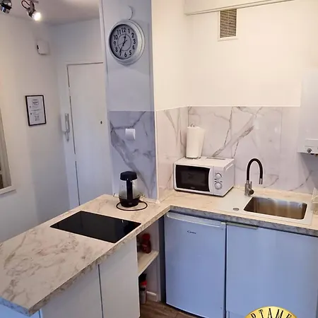 Spoldzielcza Free Parking *